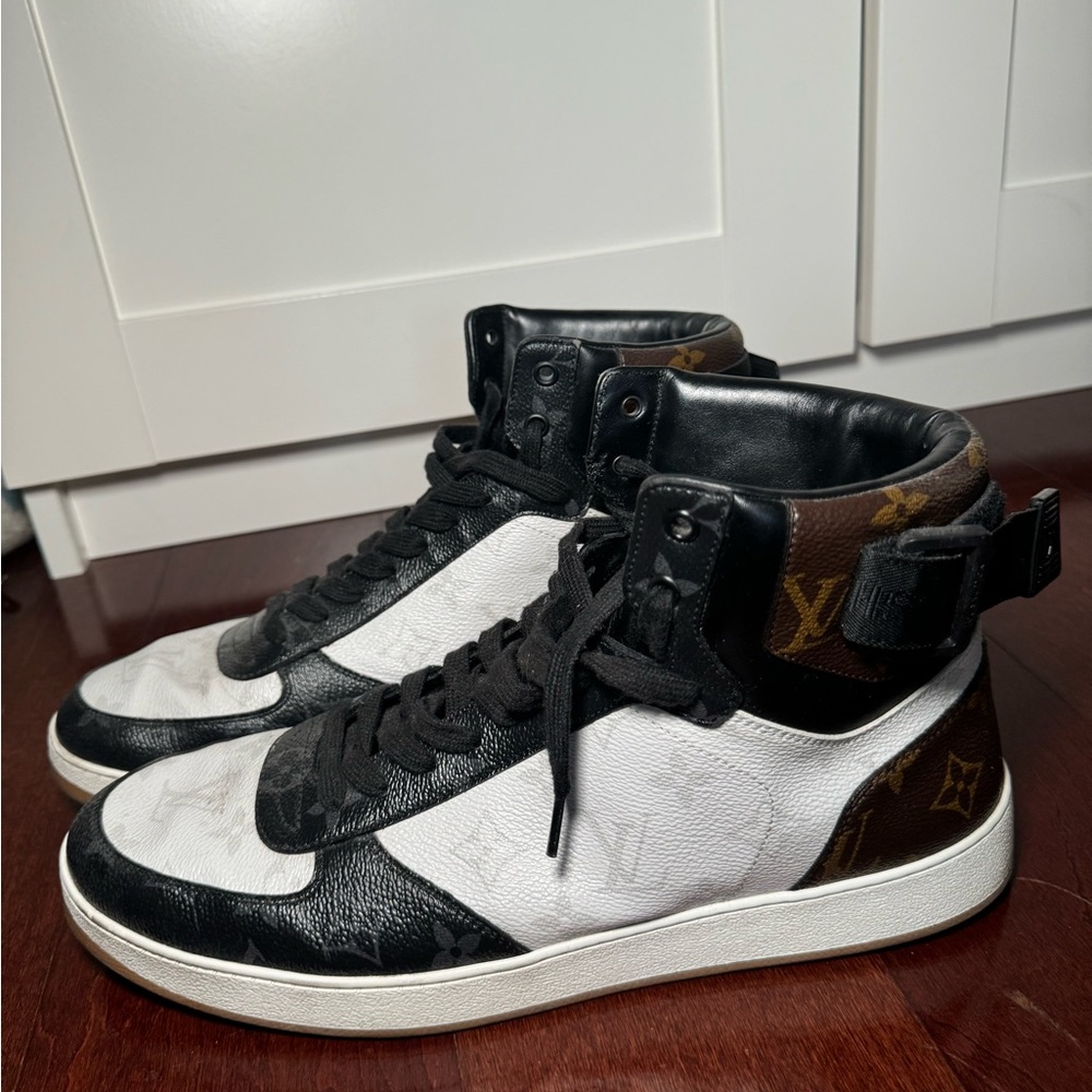 Louis Vuitton Black and White High-Top Sneakers LV SIZE 10 US SIZE 11